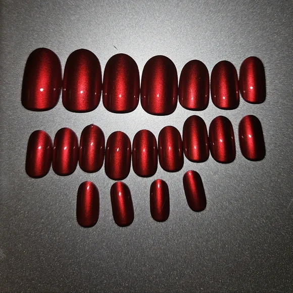 Glamnetic “Cherry Glaze” Press-On Nails | Short Round | Partial Set (20 Nails) - Picture 4 of 6